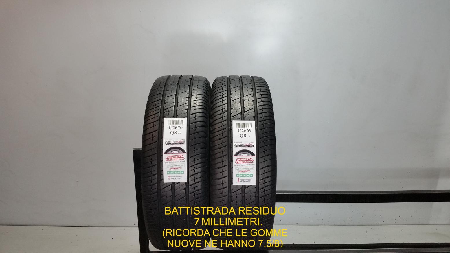 Continental 215/65 R15C 104T 