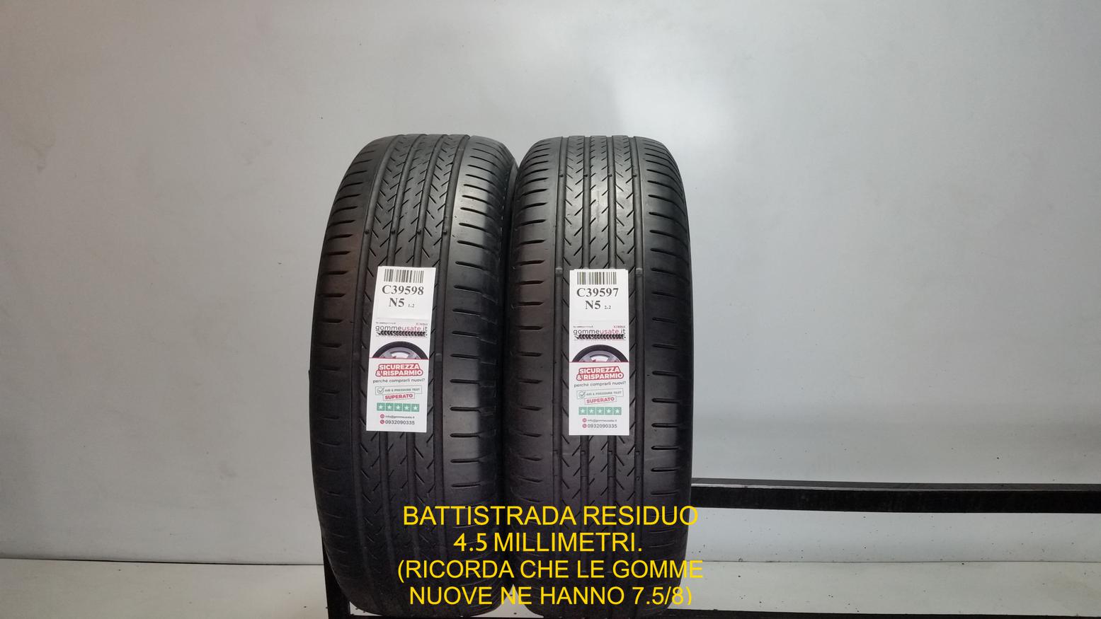 Continental 235/65 R17 104V 