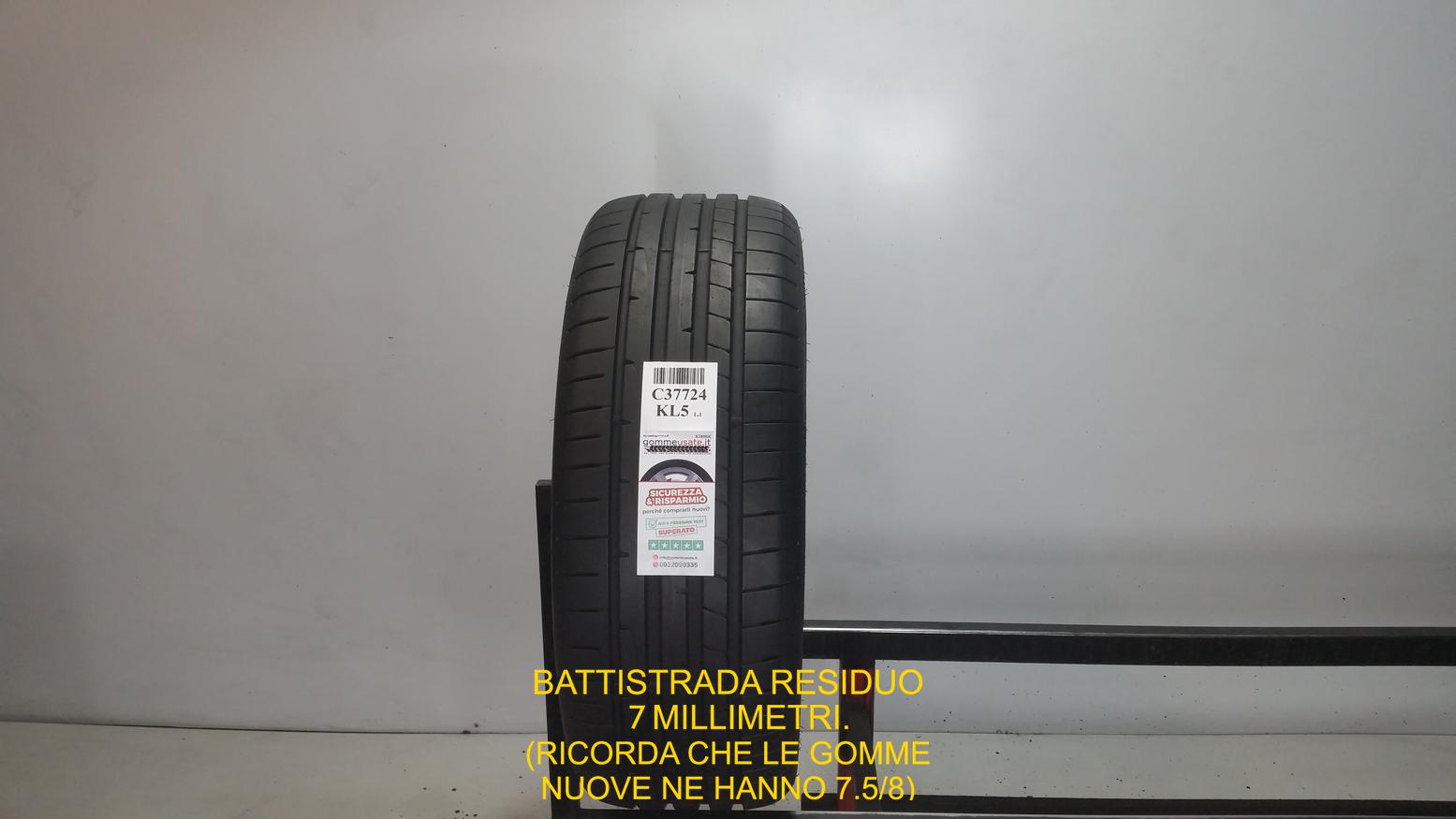 Dunlop 235/45 R20 100W 