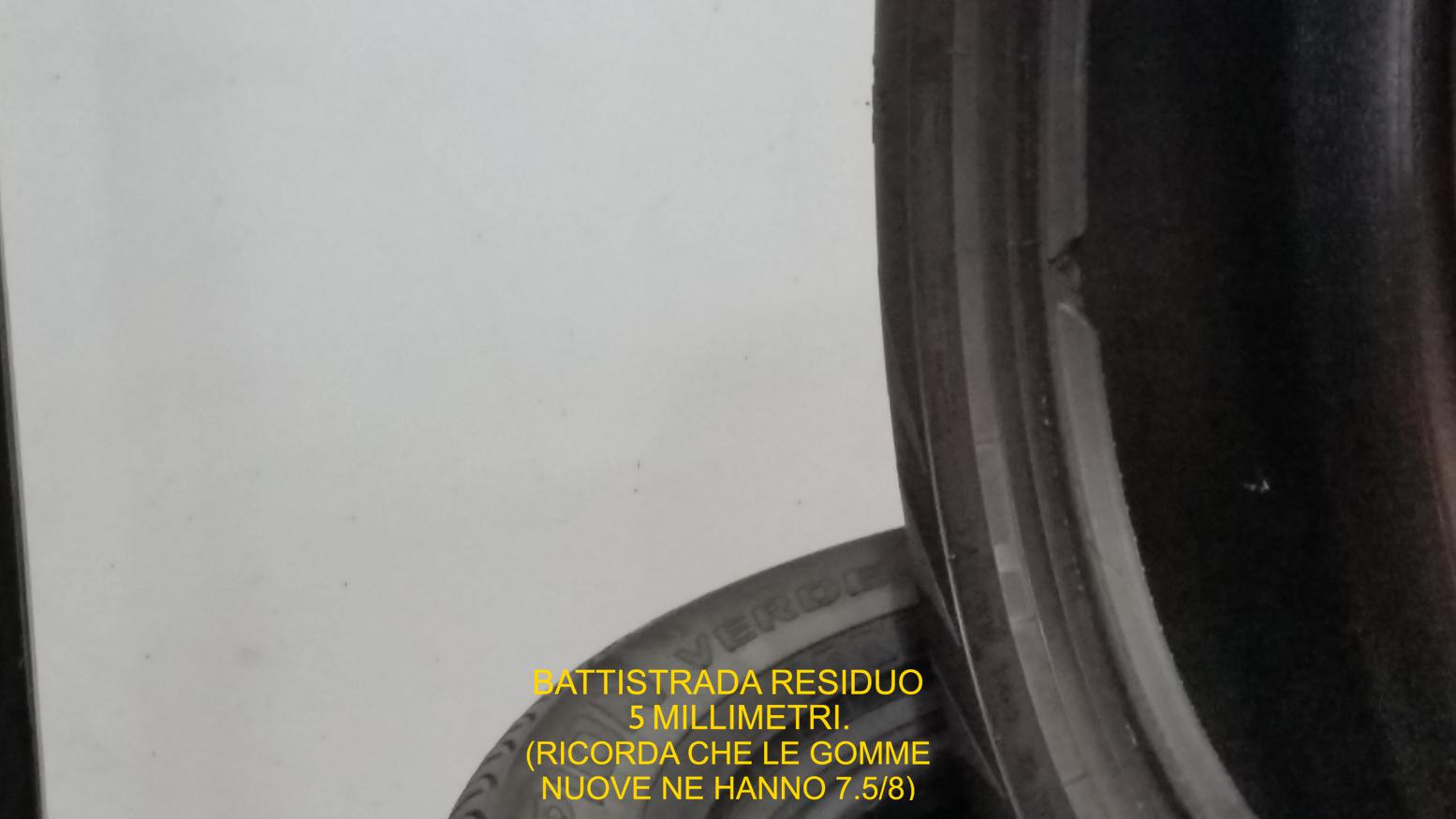 SCORPION VERDE (TALLONE ROTTO)