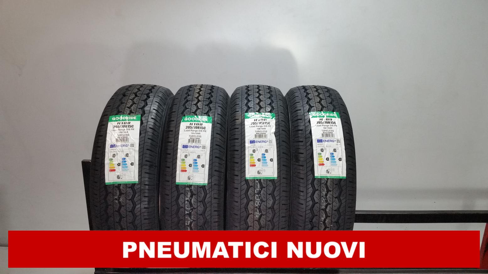 PNEUMATICI NUOVI Goodride 205/70 R15C 106R 