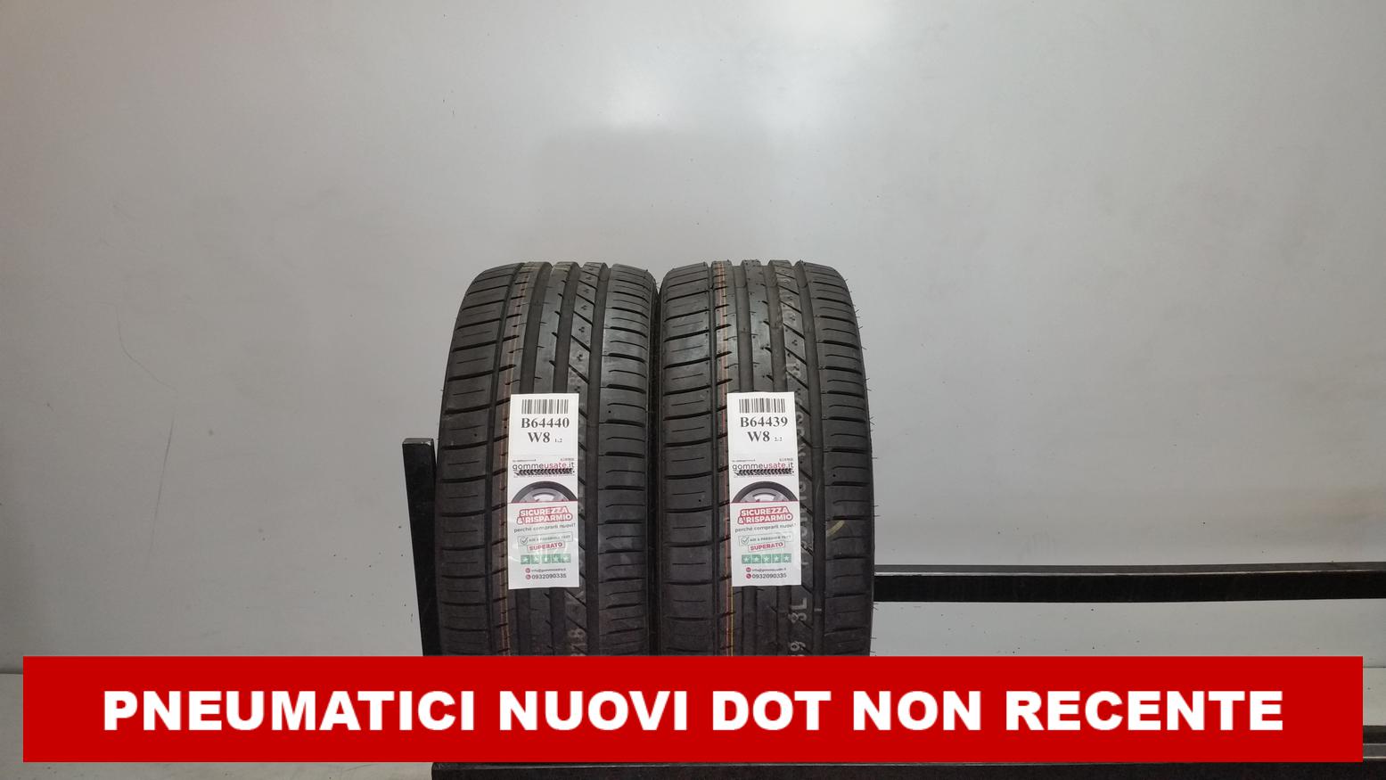 PNEUMATICI NUOVI Kumho 215/35 R18 84Y 