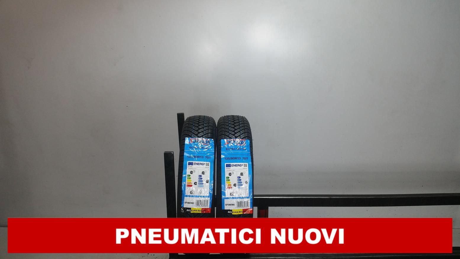 Pneumatici Nuovi Superia Fs 135/80 R13 70T 