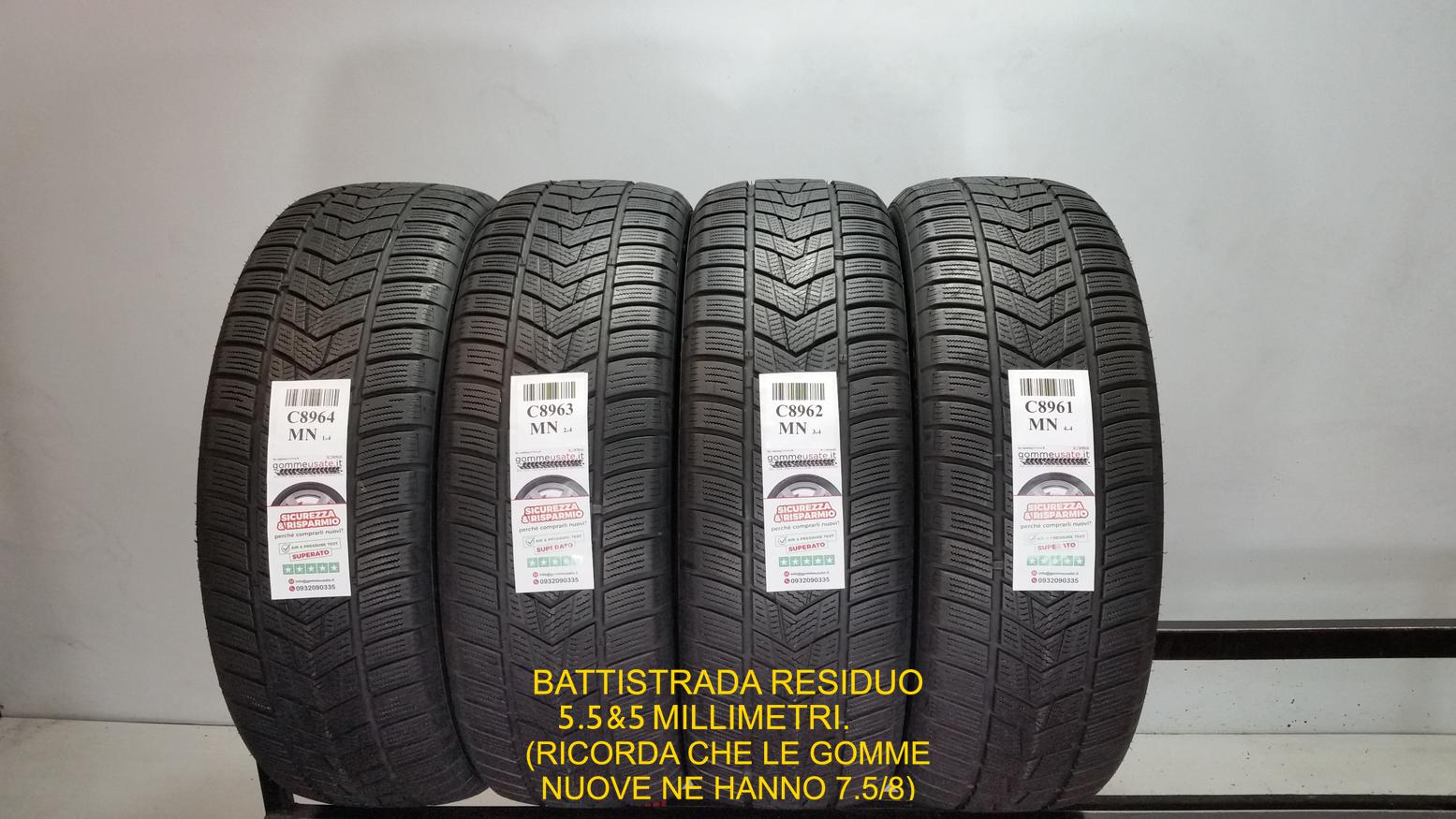 Tracmax 225/55 R19 103V 