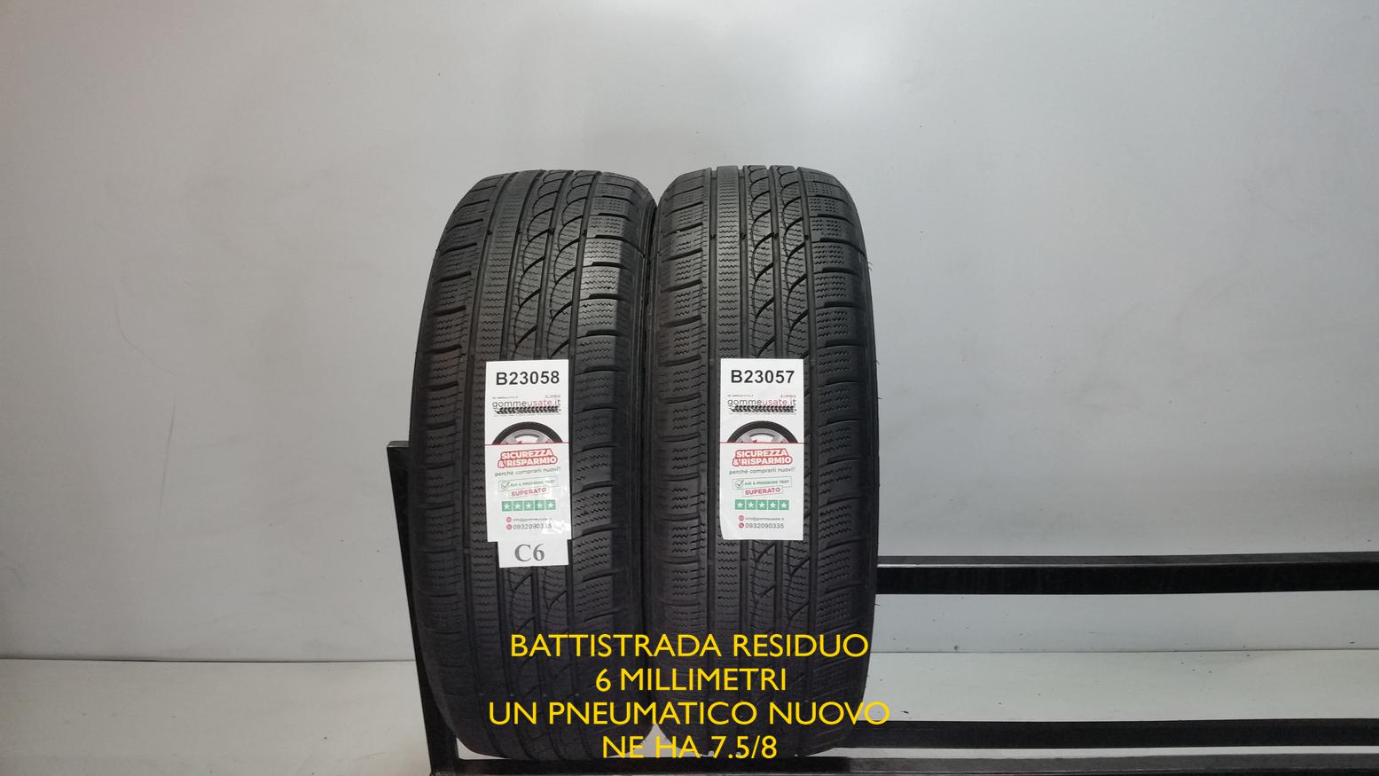 Tracmax 215/60 R17 96H 