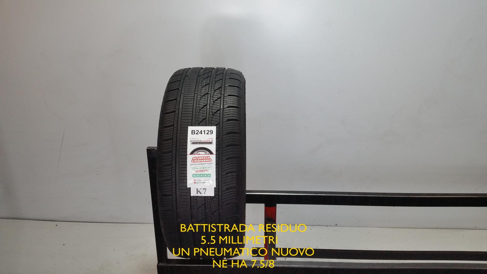 Tracmax 235/45 R17 97V 