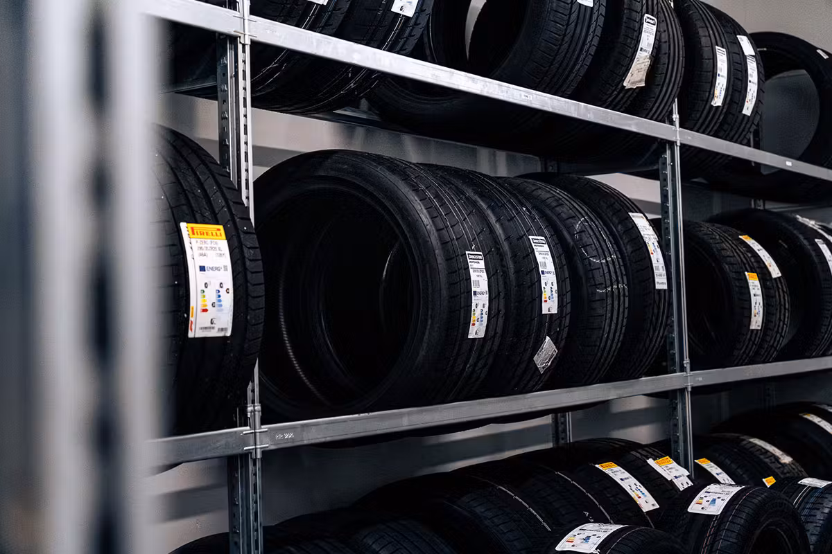 7 motivi per cui vale la pena comprare le gomme su internet